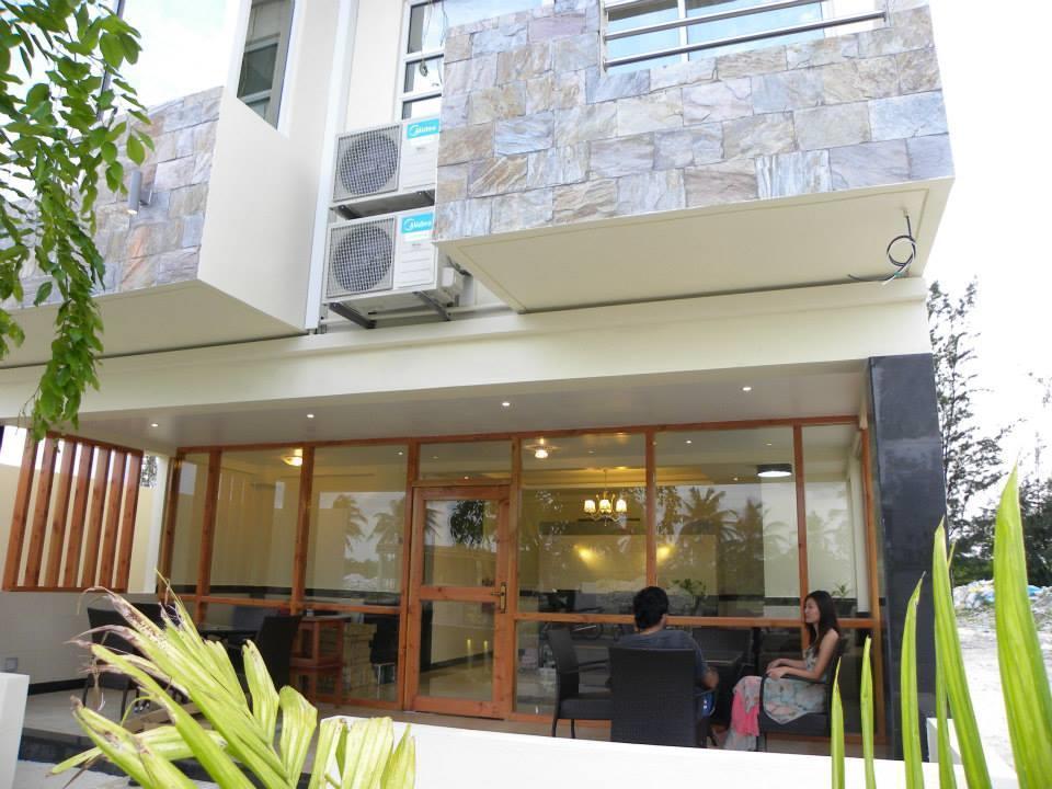 Crystal Beach Inn Malé Buitenkant foto